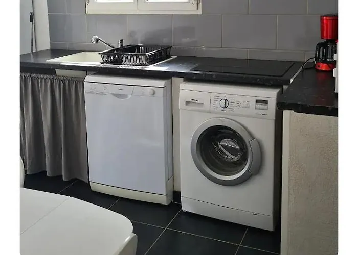 Rez De Avec Jardin דירה